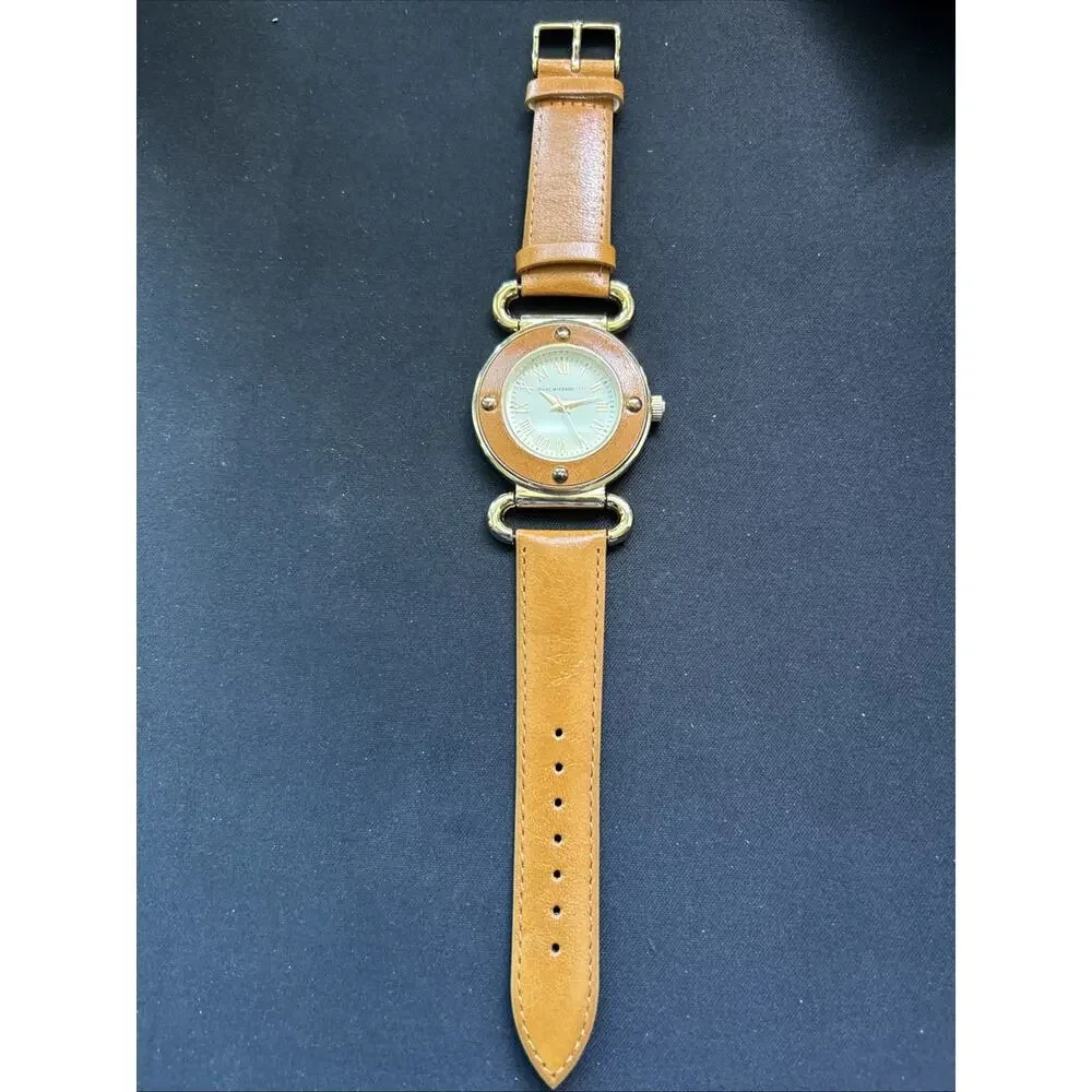 Isaac Mizrahi Live Gold Tone Leather Bezel And Band Women’s Quartz Watch